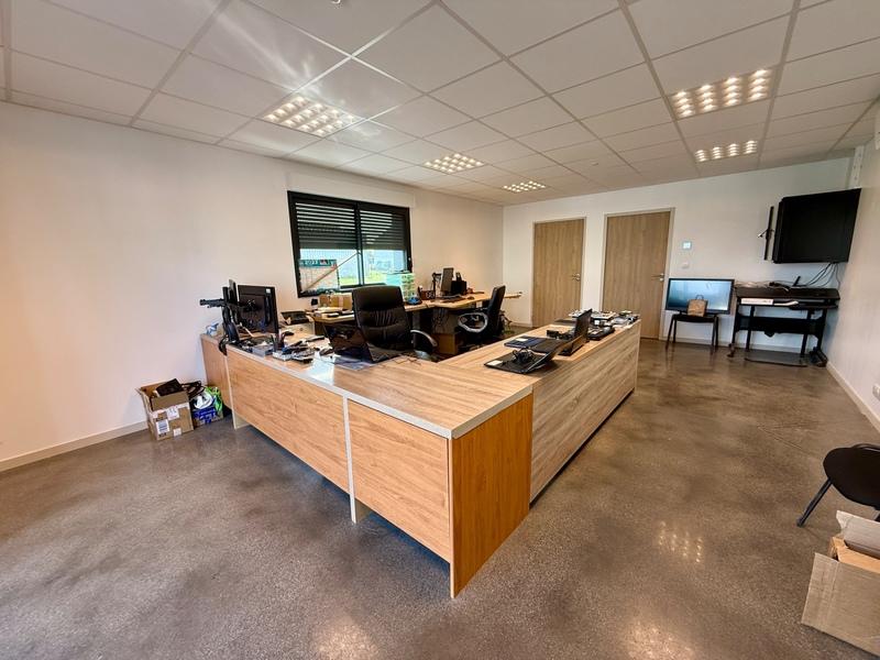 Bureau - 60 m² - 2 pièces