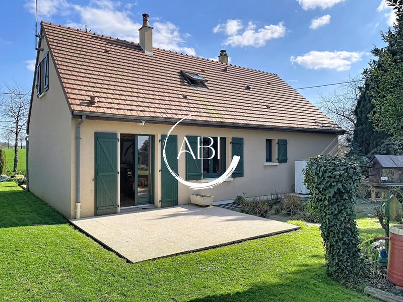 Maison traditionnelle - 115 m² - 5 pièces