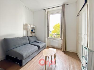 Studio - 16 m² - 1 pièce