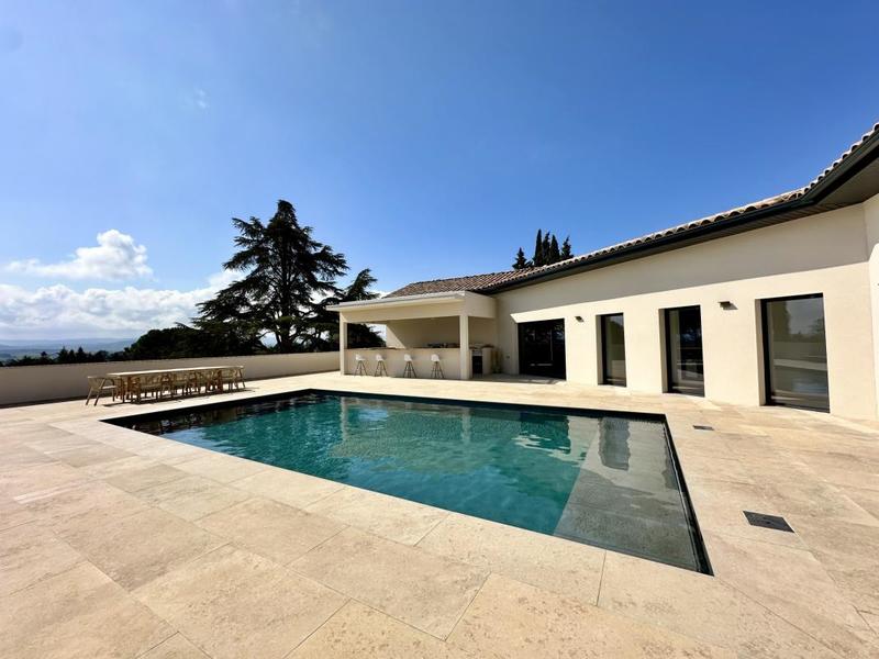 Villa - 350 m² - 9 pièces