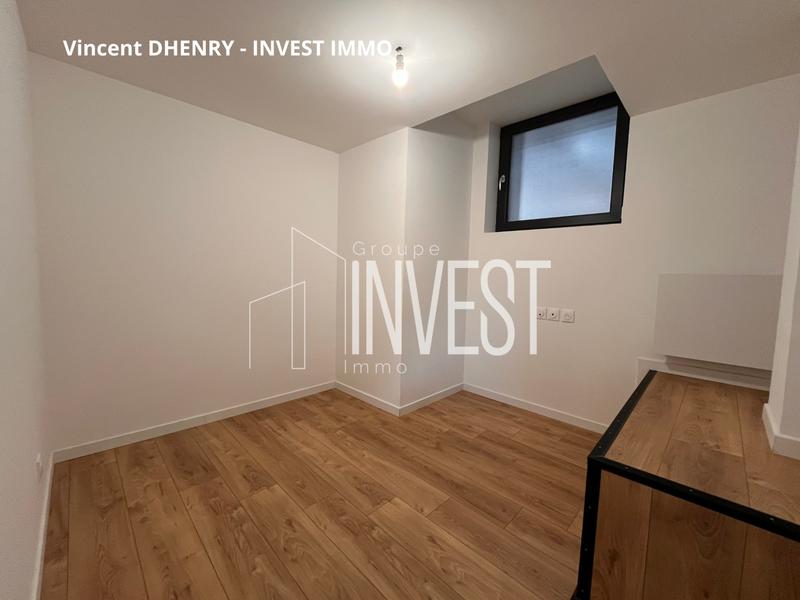 Loft - 120 m² - 3 pièces