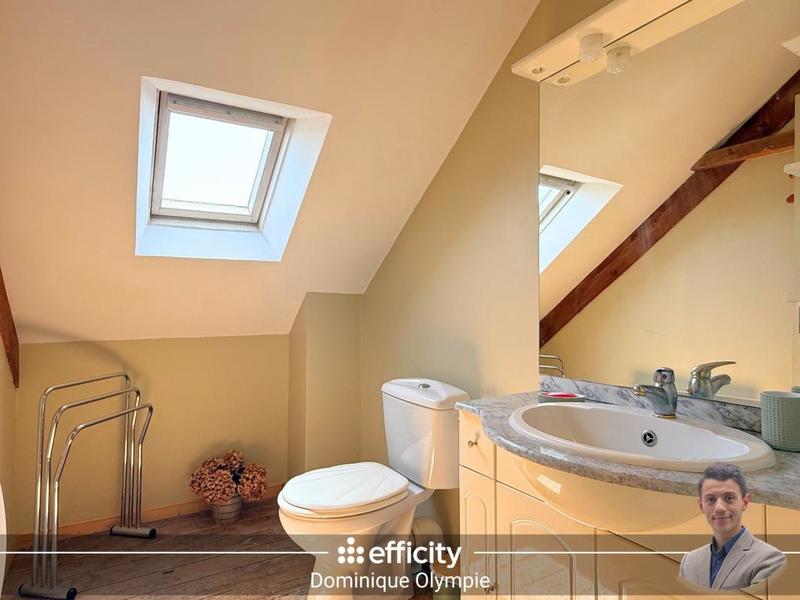 Maison - 154 m² - 8 pièces