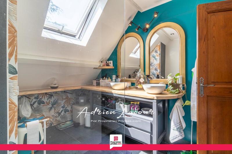 Maison - 139 m² - 7 pièces