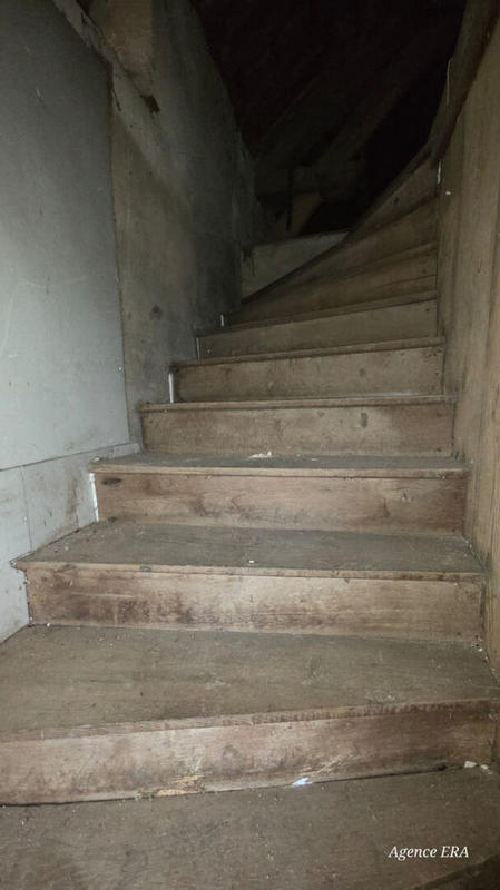 Maison - 142 m² - 7 pièces