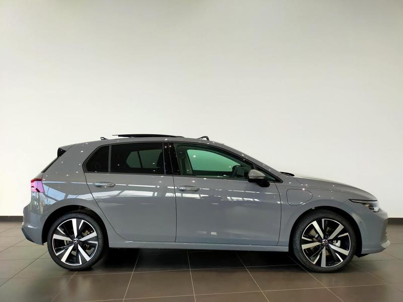 Volkswagen Golf 1.5 eHybrid 204 Dsg6 Vw Edition