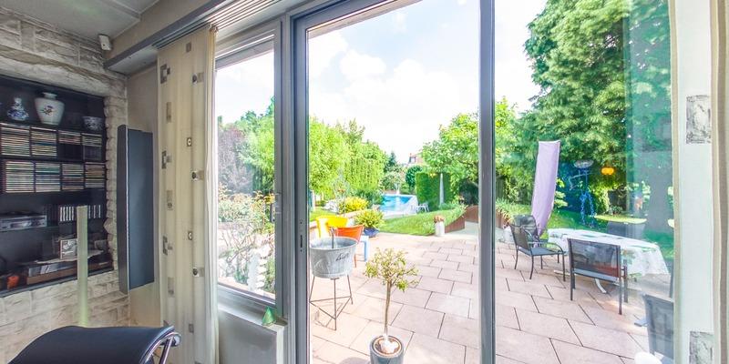 Maison - 262 m² - 8 pièces