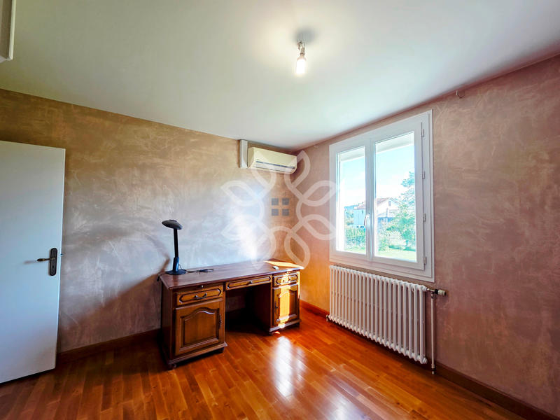 Maison - 143 m² - 5 pièces