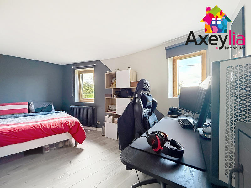 Maison - 195 m² - 8 pièces