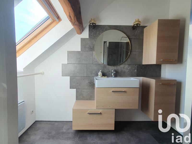 Maison - 185 m² - 9 pièces