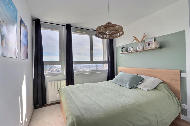 Appartement - 75 m² - 3 pièces