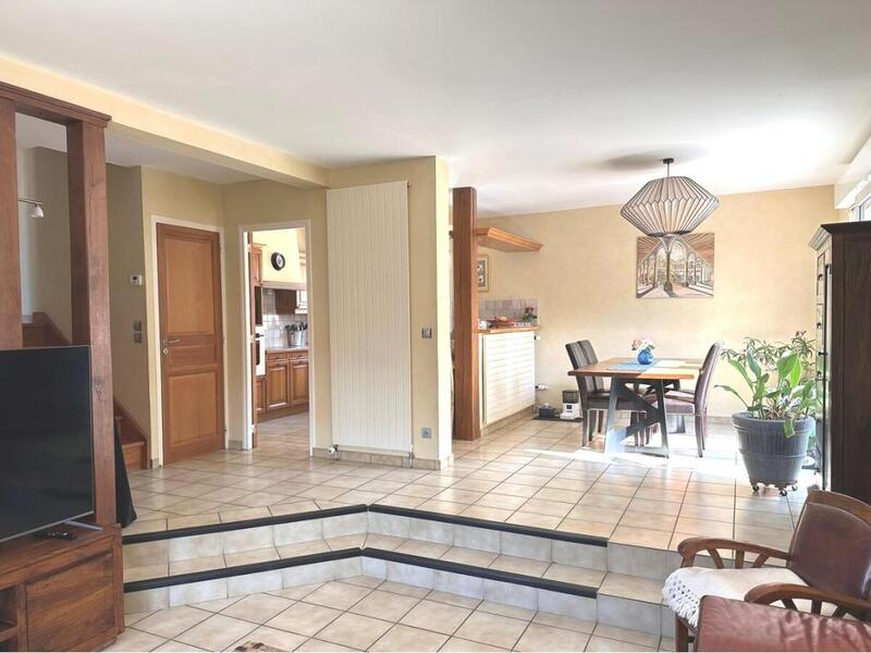 Maison - 118 m² - 7 pièces