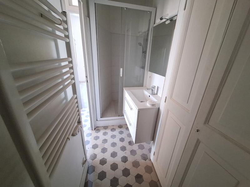 Immeuble - 170 m² - 6 pièces