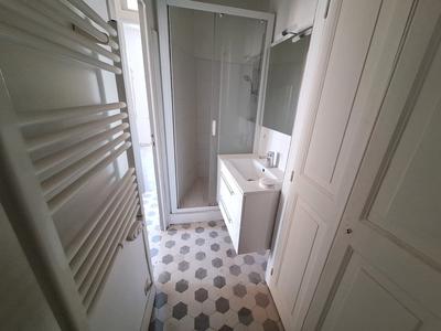 Immeuble - 170 m² - 6 pièces