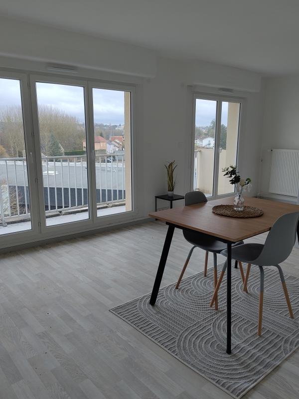 Appartement - 77 m² - 4 pièces