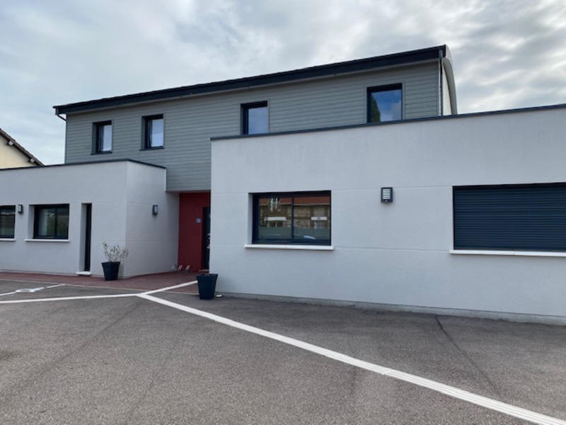 Bureau - 337 m² - 7 pièces