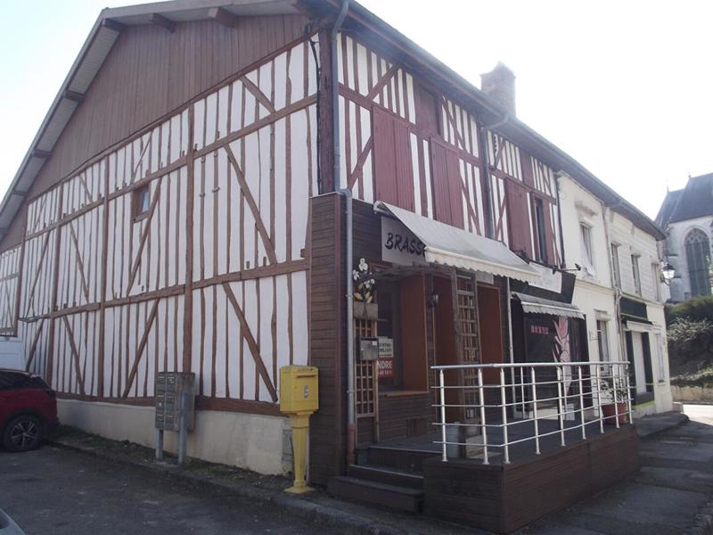 Immeuble - 123 m² - 4 pièces