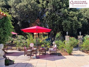 Villa - 269 m² - 13 pièces