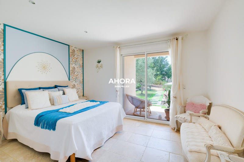 Villa - 167 m² - 7 pièces