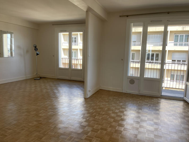 Appartement - 82 m² - 4 pièces