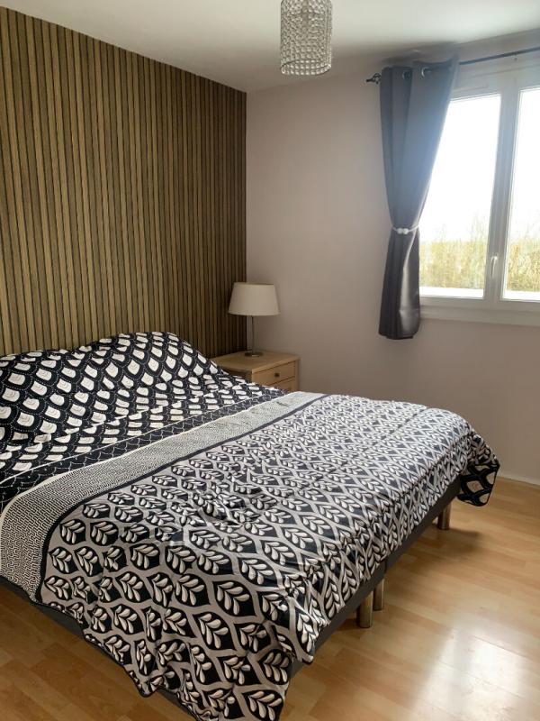 Maison - 180 m² - 8 pièces