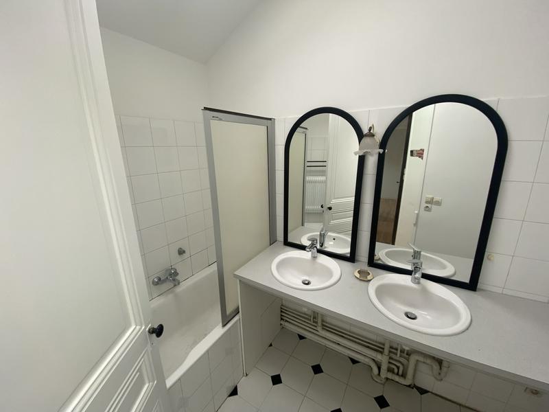 Appartement - 122 m² - 5 pièces