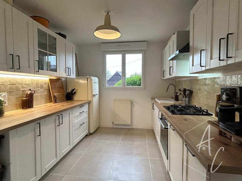 Maison - 113 m² - 7 pièces