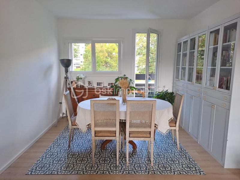 Appartement - 89 m² - 5 pièces