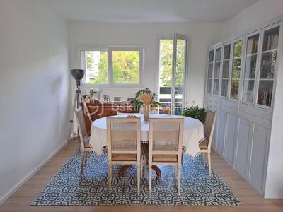 Appartement - 89 m² - 5 pièces