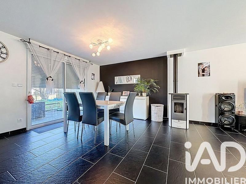 Maison - 88 m² - 5 pièces