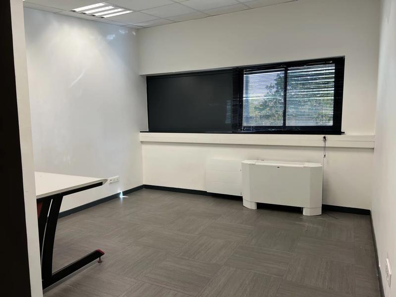 Bureau - 11 m² - 1 pièce