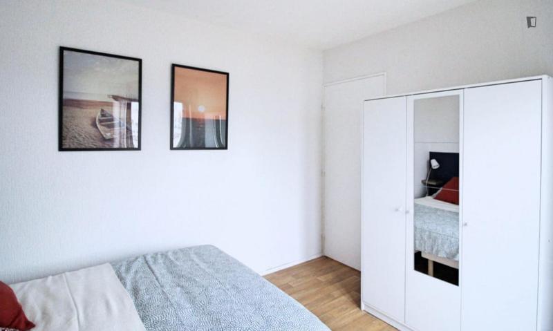 Chambre - 10 m² - 4 pièces