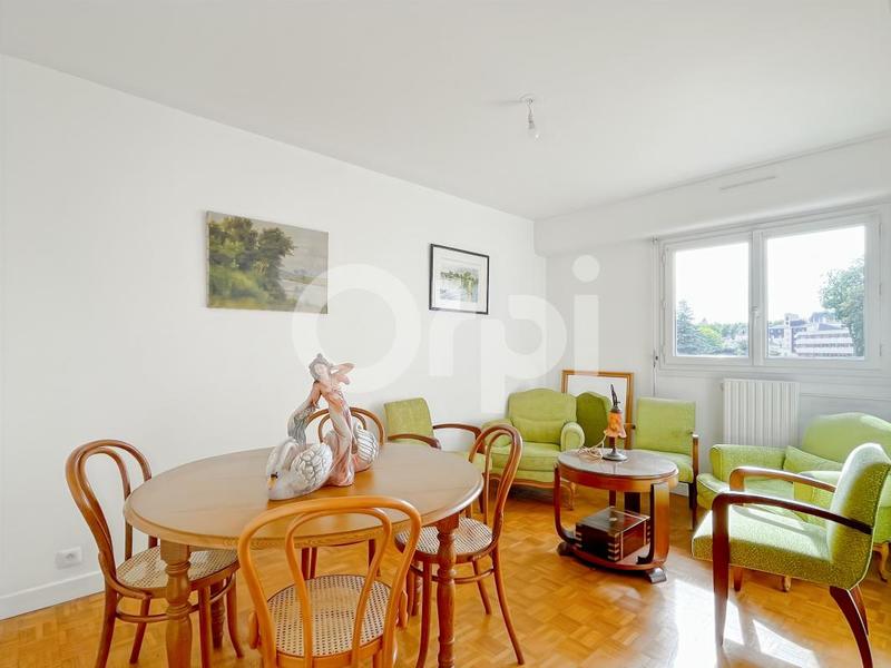 Appartement - 88 m² - 5 pièces