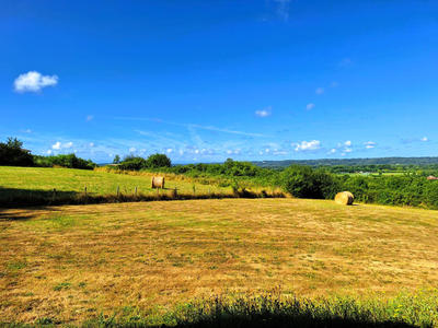 Maison - 98 m² - 4 pièces