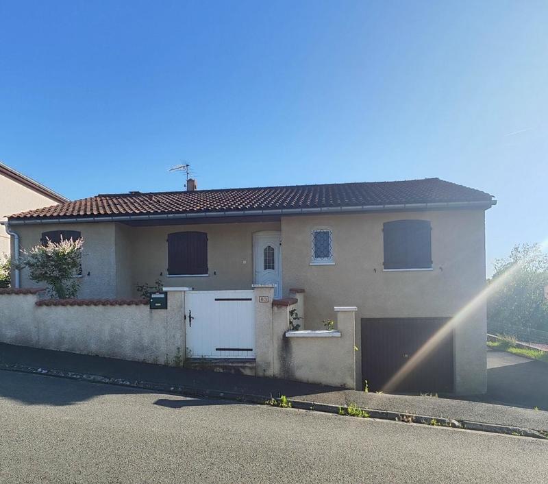 Maison - 102 m² - 5 pièces