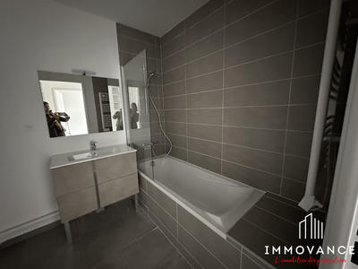 Appartement - 60 m² - 3 pièces