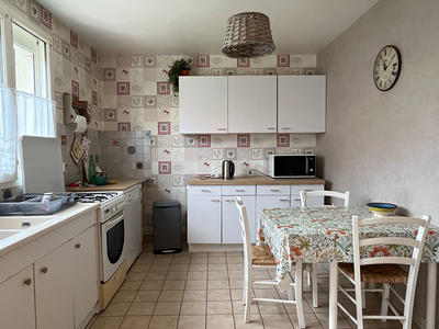 Maison - 91 m² - 6 pièces