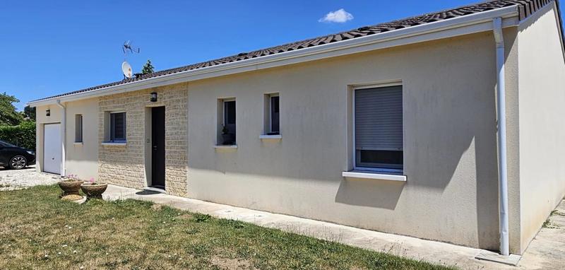 Maison - 99 m² - 4 pièces