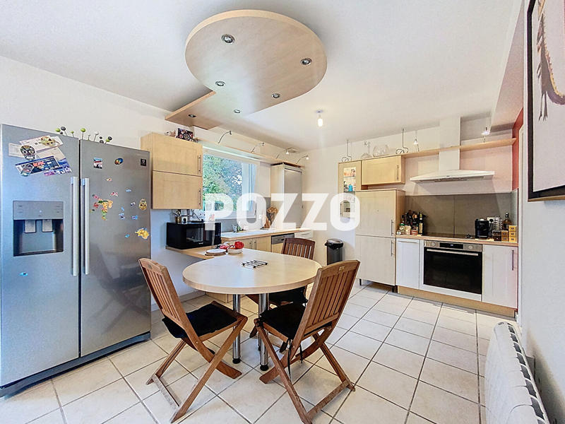 Maison - 96 m² - 5 pièces