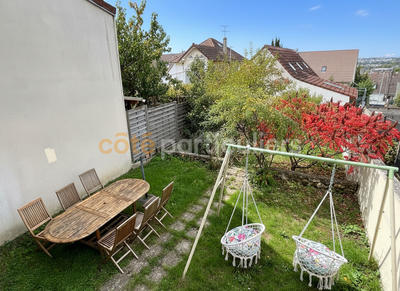 Maison - 76 m² - 5 pièces