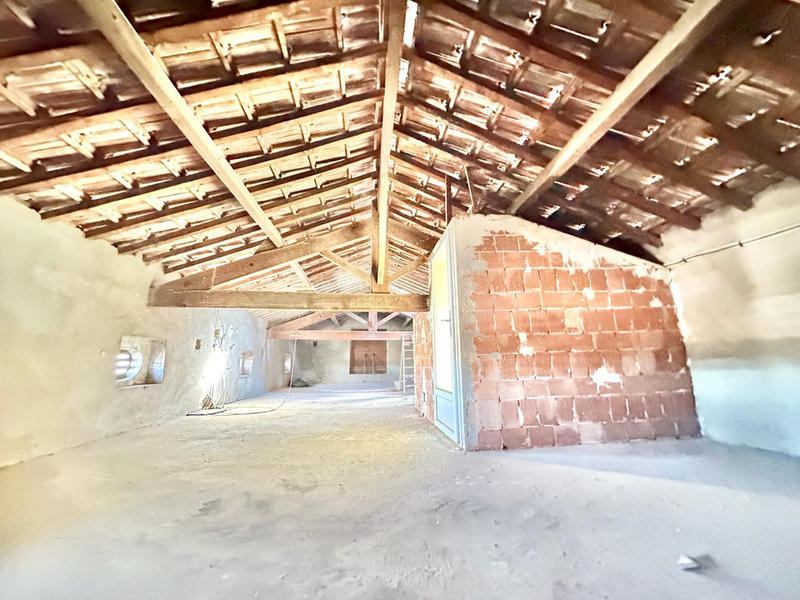 Appartement - 153 m² - 5 pièces