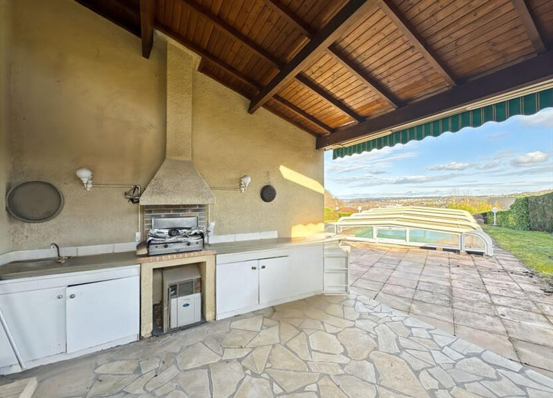 Maison - 162 m² - 6 pièces