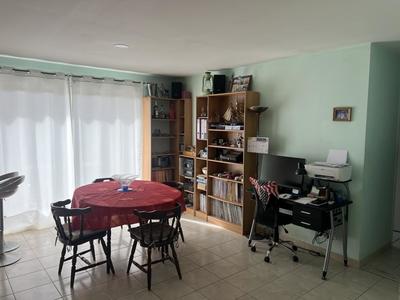 Propriété - 90 m² - 4 pièces