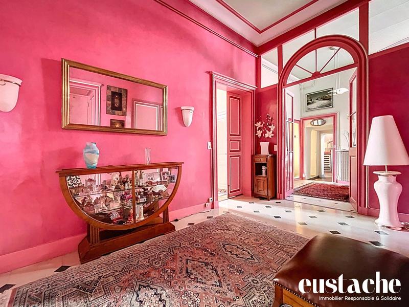 Appartement - 140 m² - 4 pièces