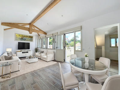 Appartement - 92 m² - 5 pièces