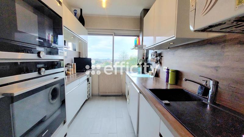 Appartement - 86 m² - 4 pièces