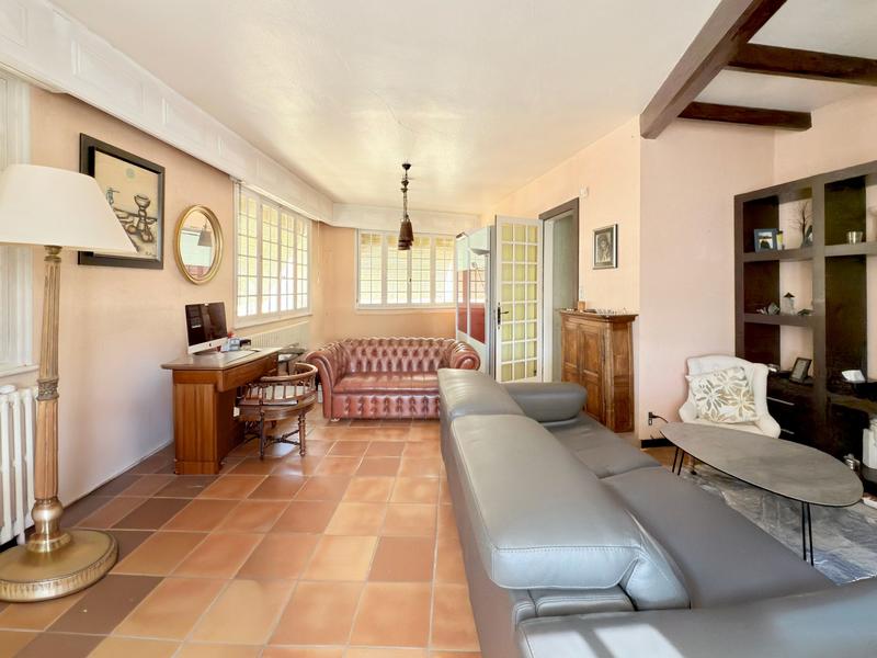 Maison ancienne - 290 m² - 12 pièces