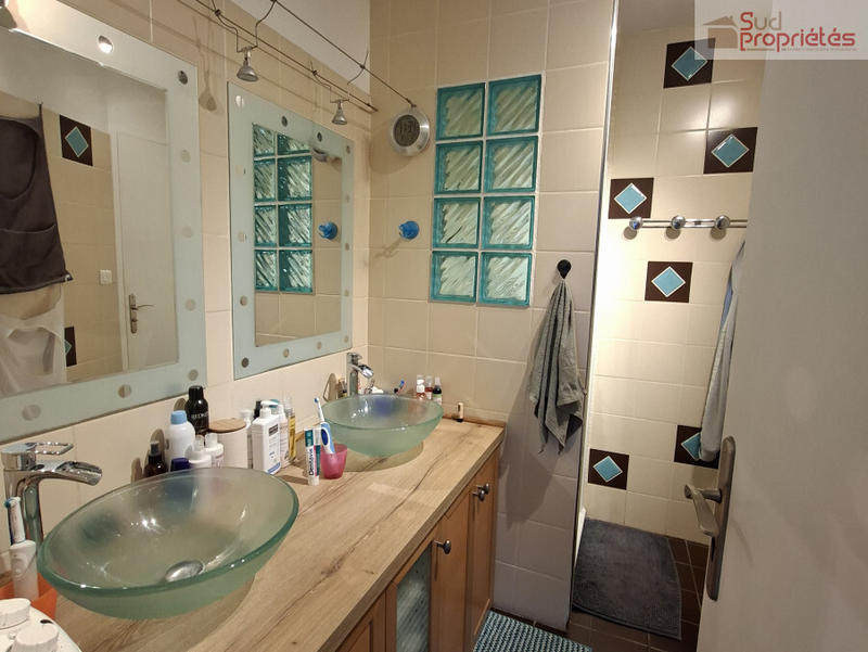 Appartement - 90 m² - 4 pièces