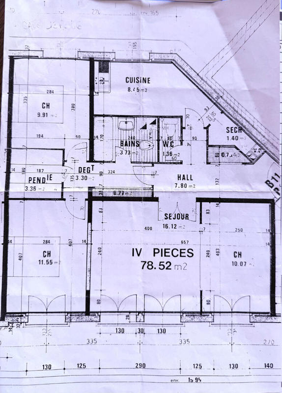 Appartement - 79 m² - 4 pièces