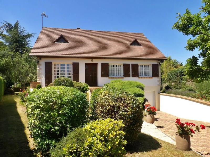 Maison - 98 m² - 4 pièces