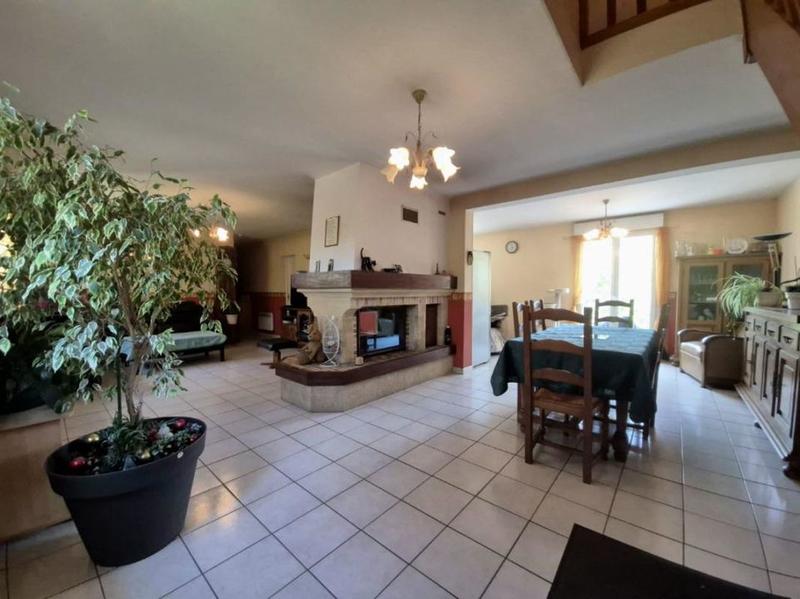 Maison - 133 m² - 6 pièces